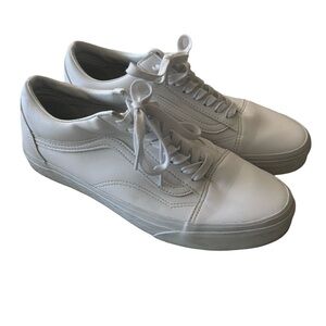 Men’s Vans white leather sneakers size 9.5